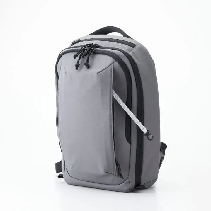 ハーネスストラップと背面素材