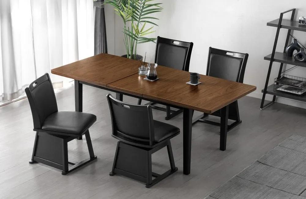 モダンなダイニングルーム