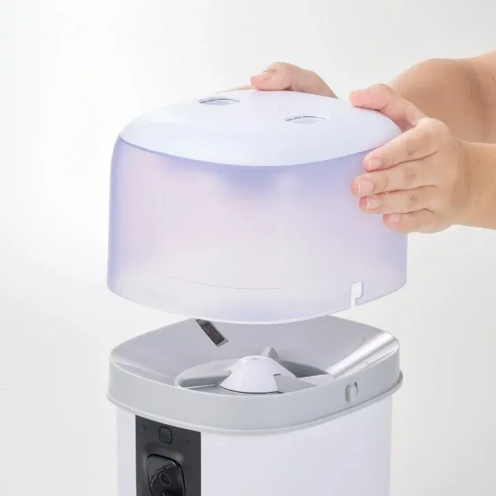 自動給餌器の分解と水洗い