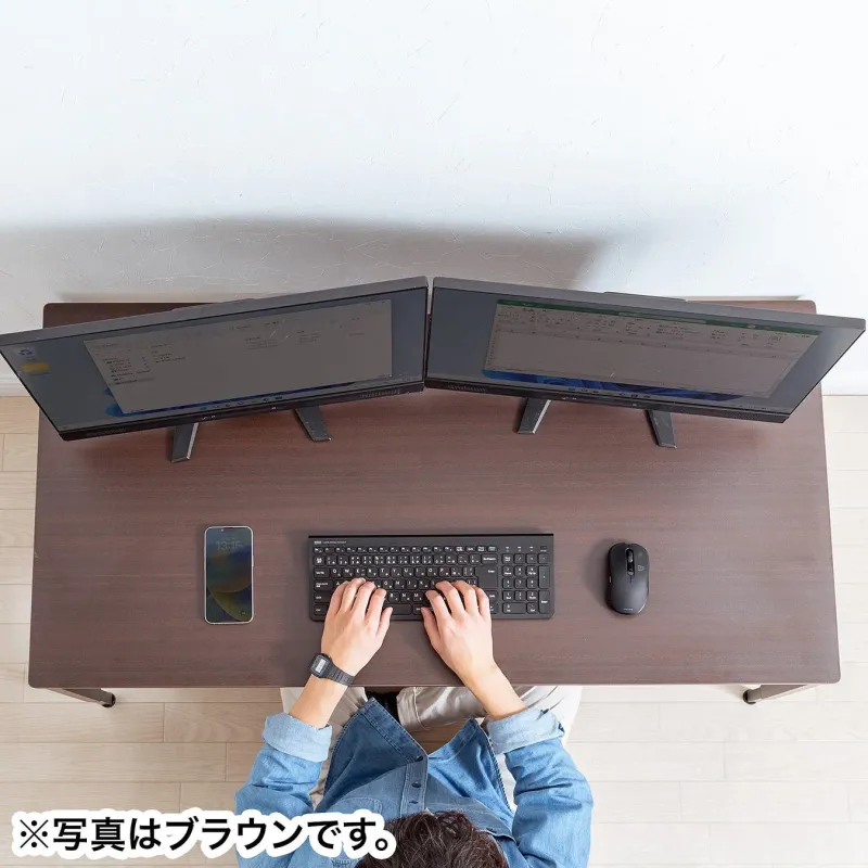 広々とした天板