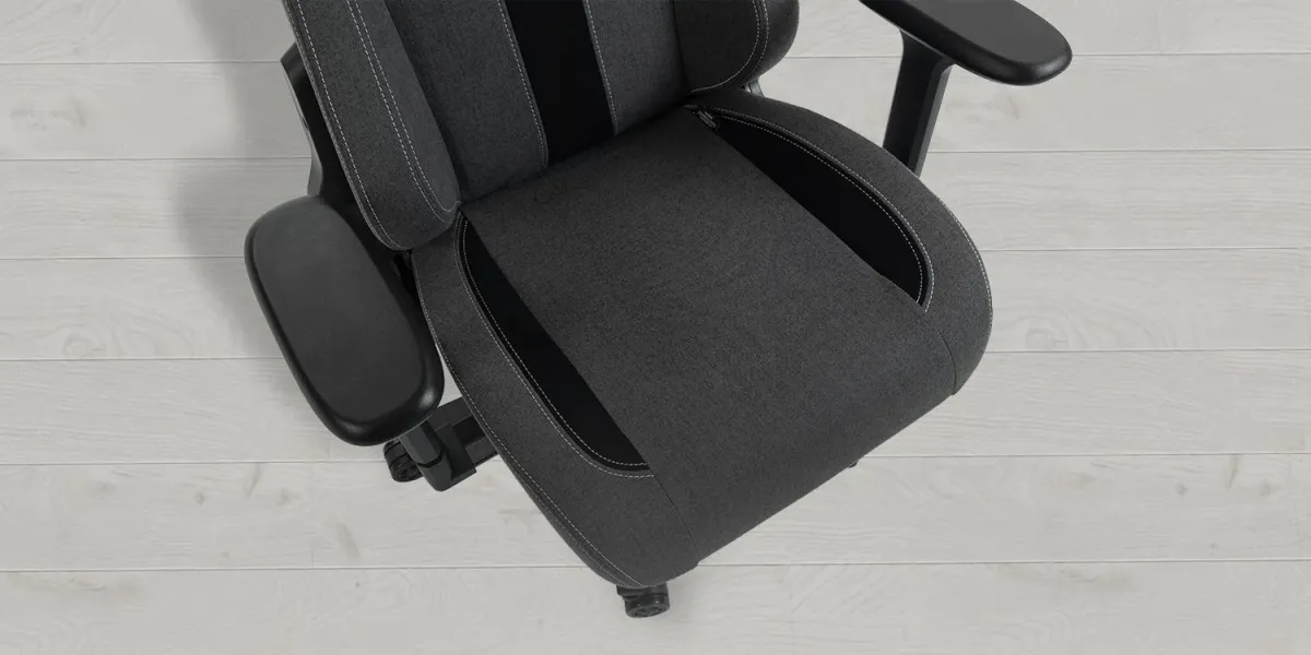 モールドウレタン(コールドフォーム)クッション