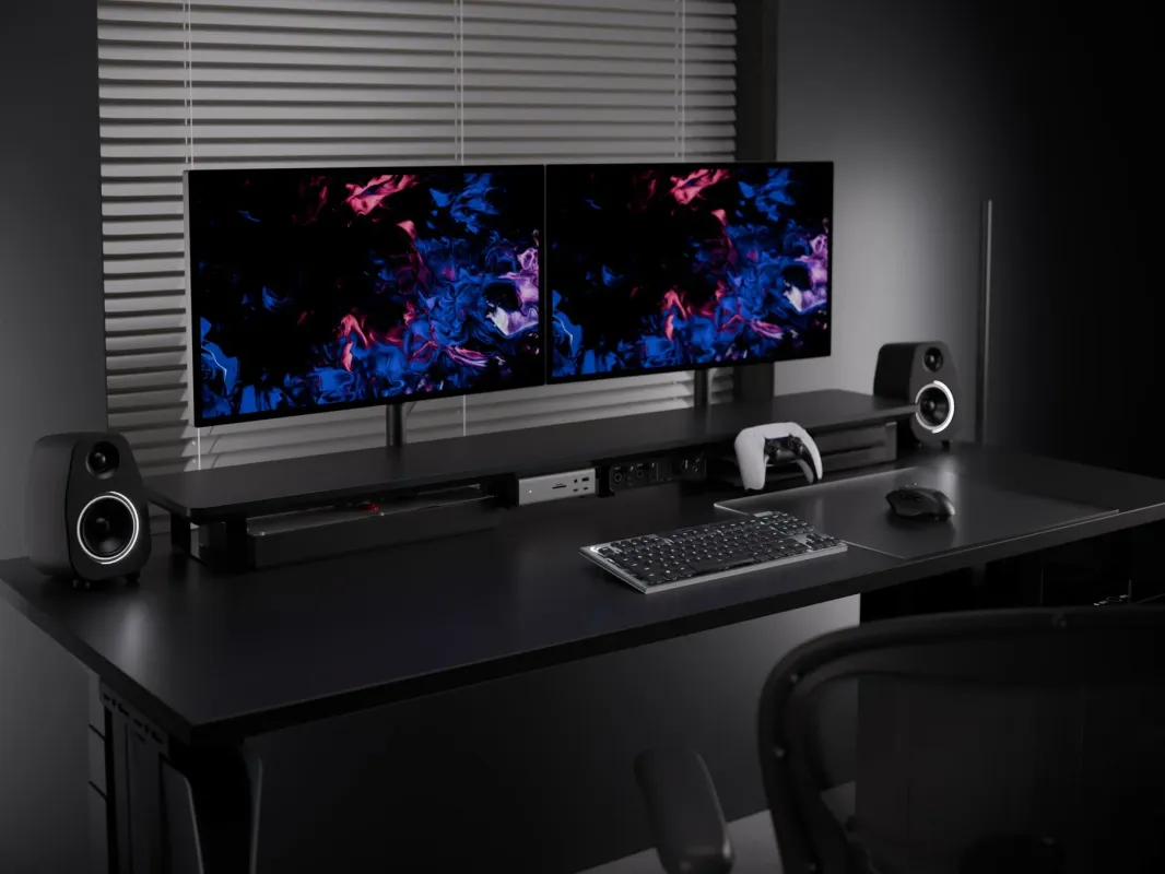 様々なデスク環境での使用例