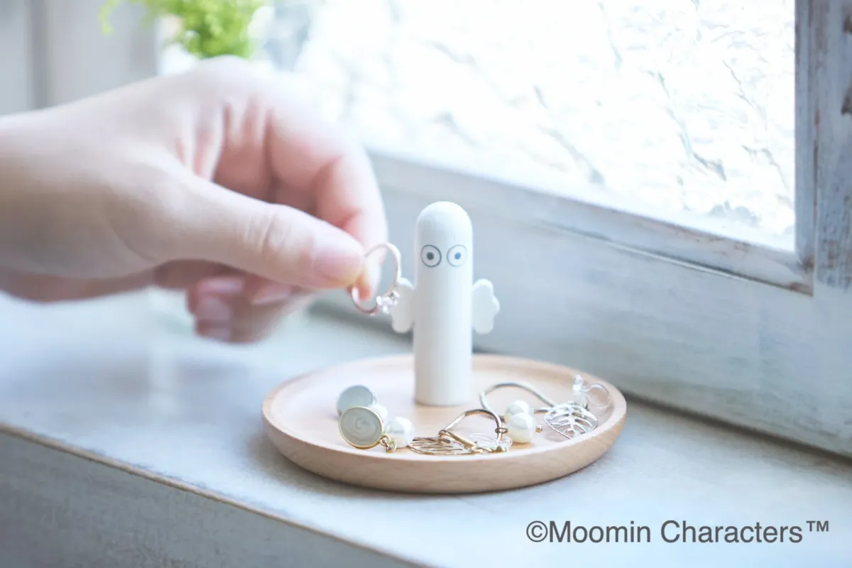 ニョロニョロ アクセサリースタンド