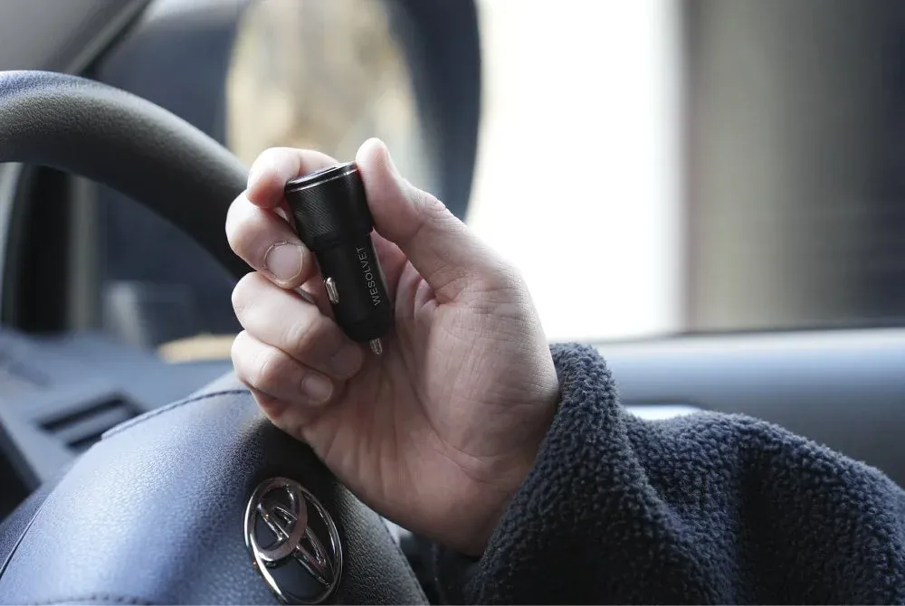 車の居場所を追跡