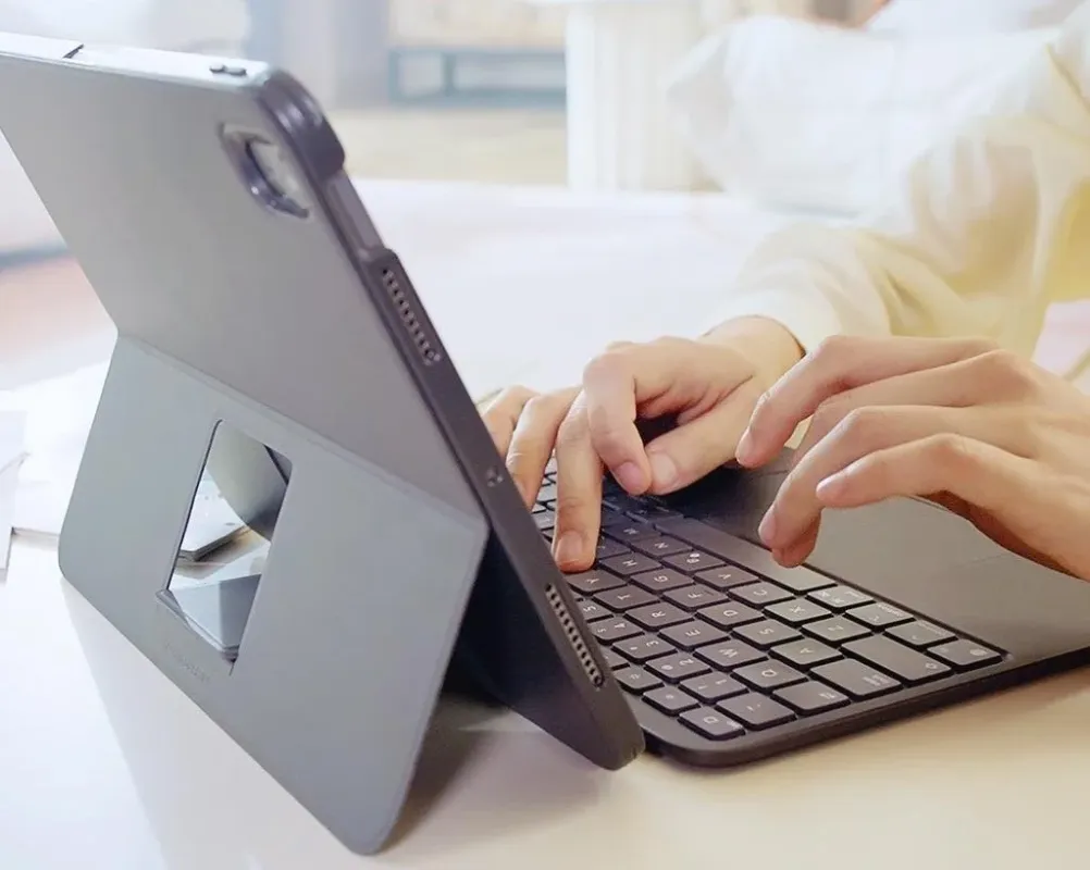 大型トラックパッド