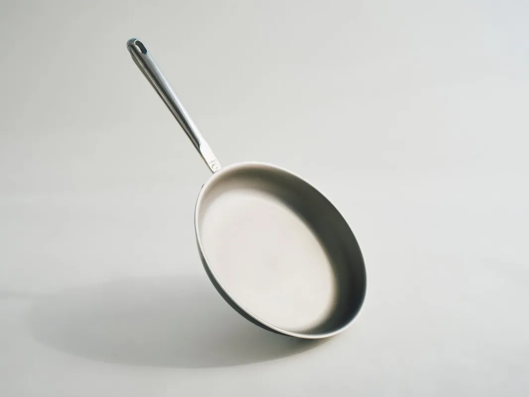 ステンレス製フライパン