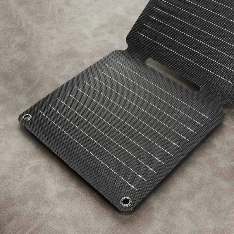 高効率な単結晶シリコンパネル