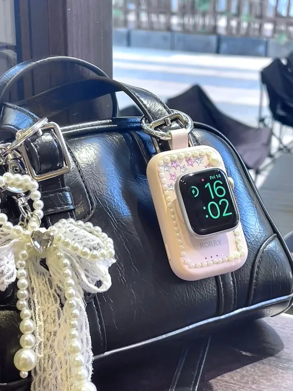 ハンドバッグとApple Watchケース