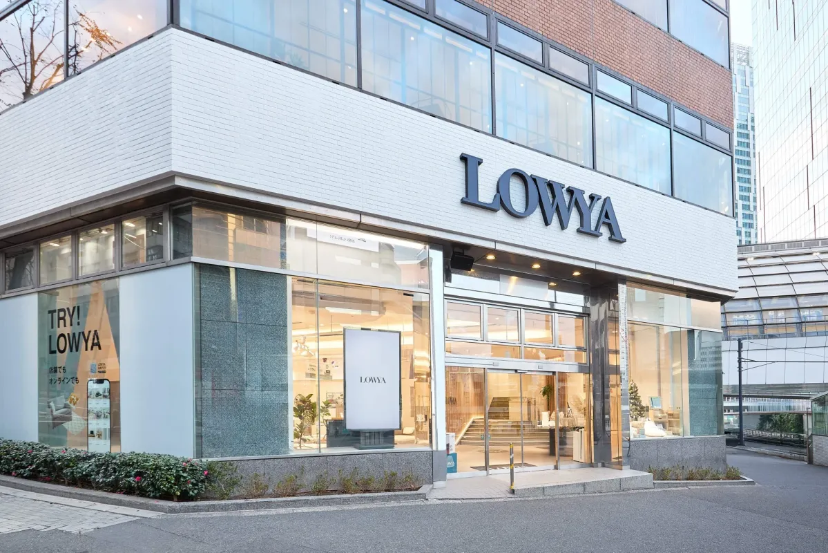LOWYA渋谷宮益坂店外観