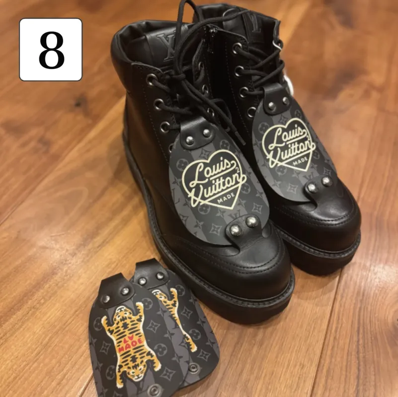 LOUIS VUITTON／NIGOコラボ オーベルカンフ・ラインアンクルブーツ