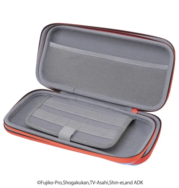 ポーチ内部の収納