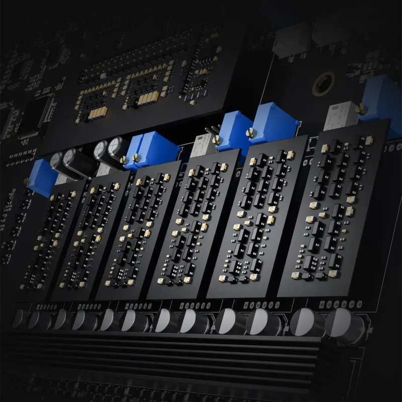 精密な電子回路