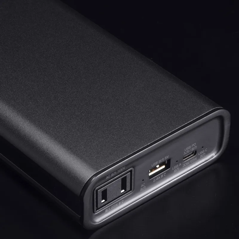 スタイリッシュなアルミボディ