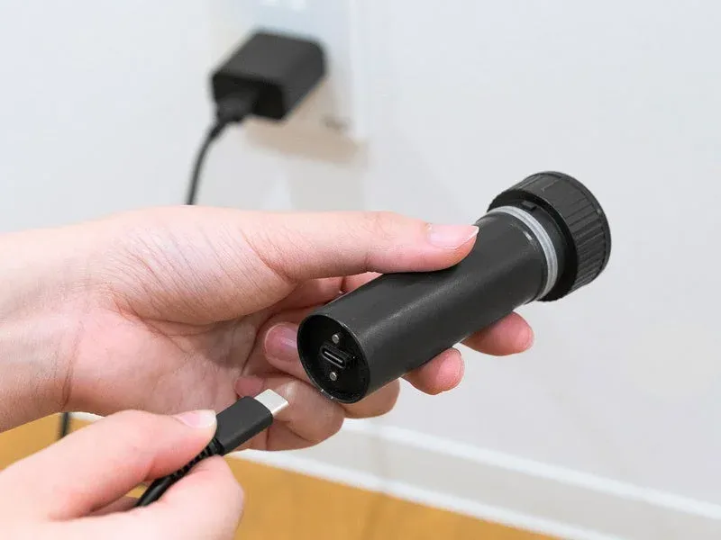 USB-C充電中のデバイス