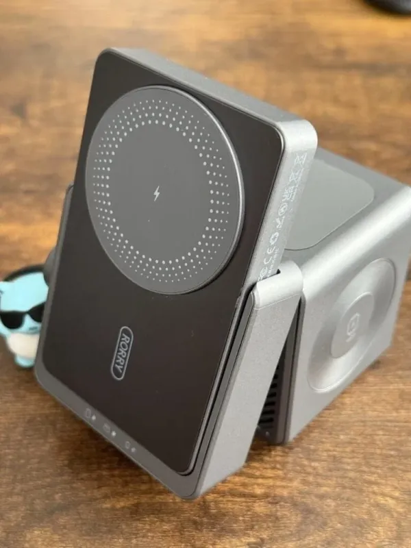 ワイヤレス充電器