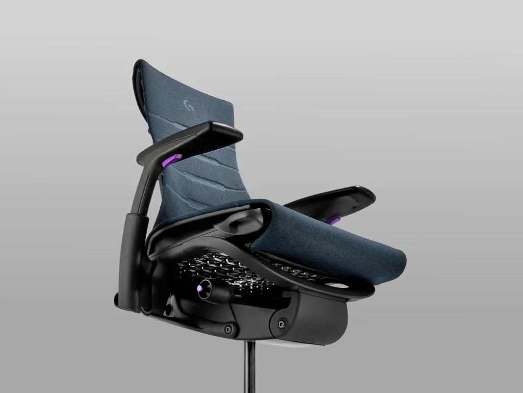 Embody Gaming Chair Novaカラー