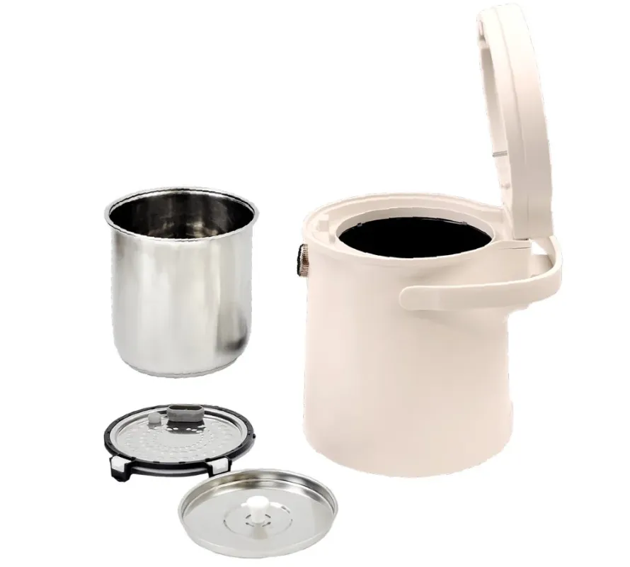 分解されたクリーンポットの給水タンク