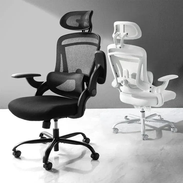 黒と白のモダンなオフィスチェア