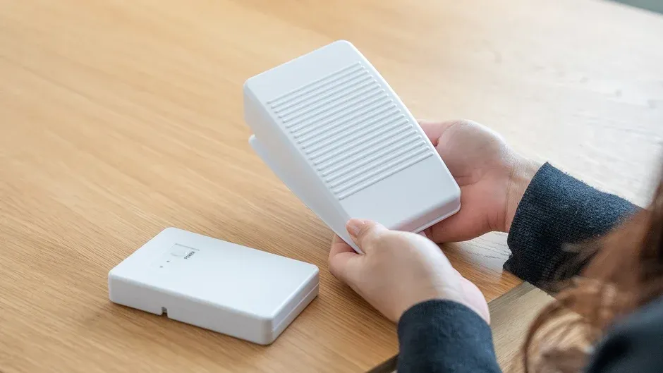 ワイヤレスフットコントローラーのデバイス