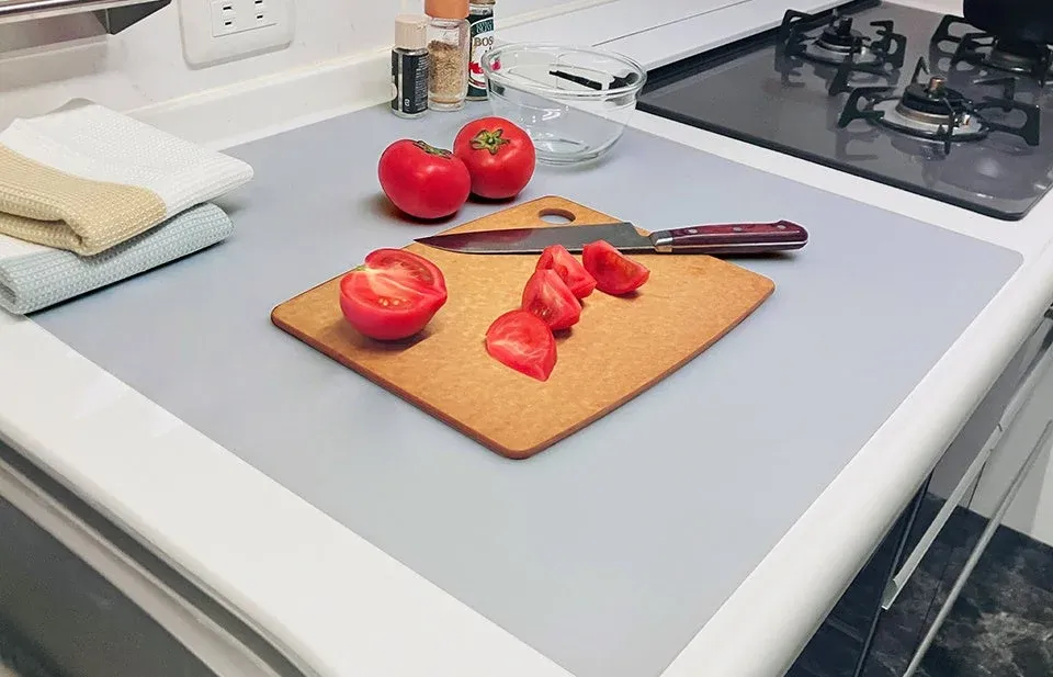 調理中のキッチン