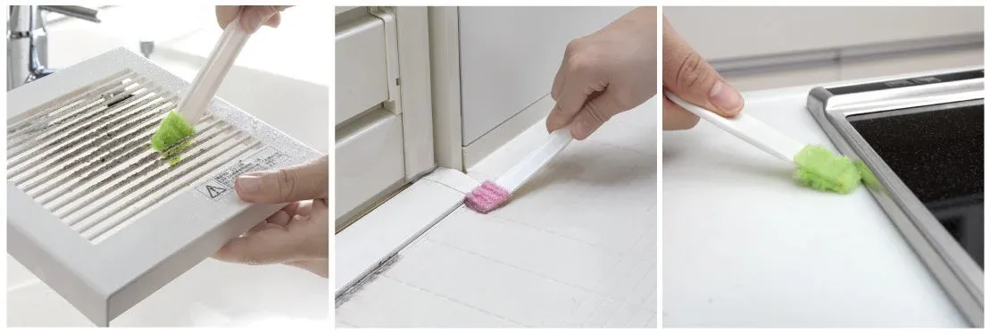 換気扇の溝などを掃除する様子