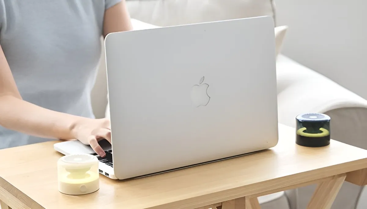 デスクワークでの使用イメージ