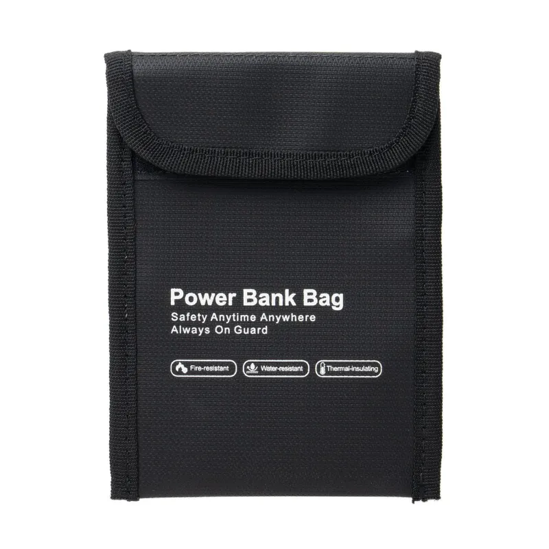 黒のモバイルバッテリーケース