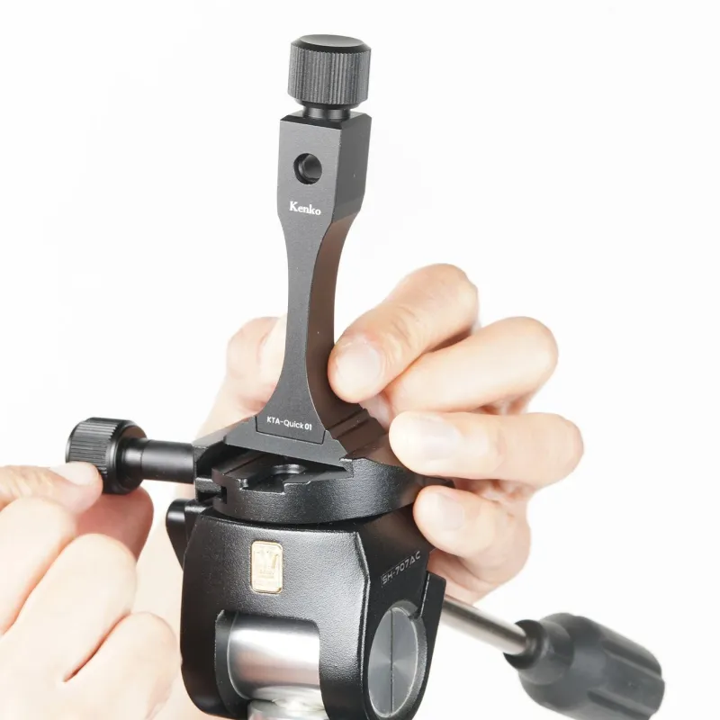 クイックシュー取付部はアルカスイス互換