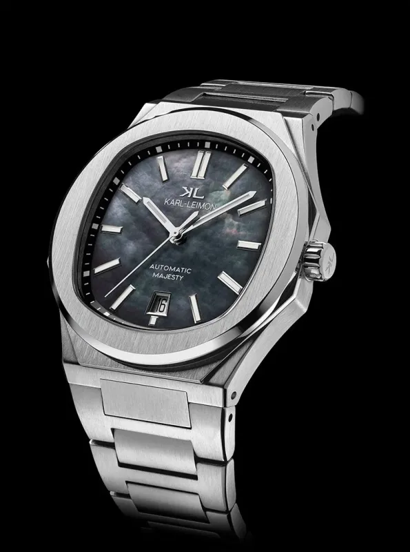 MAJESTY AUTOMATICの文字盤