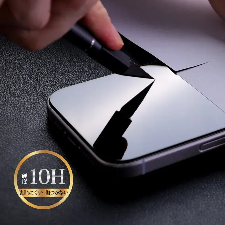 スマートフォンに貼られた保護フィルムの耐久性