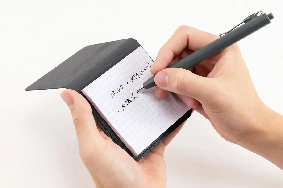 手書きメモと付箋ホルダー