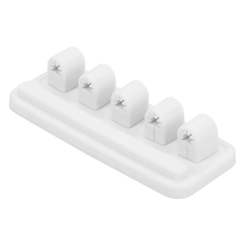 白いケーブルクリップ