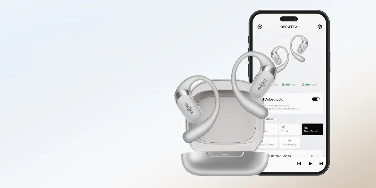 イヤホンとアプリ画面