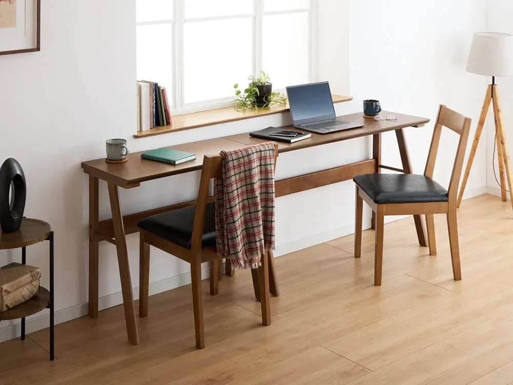 連結されたデスク